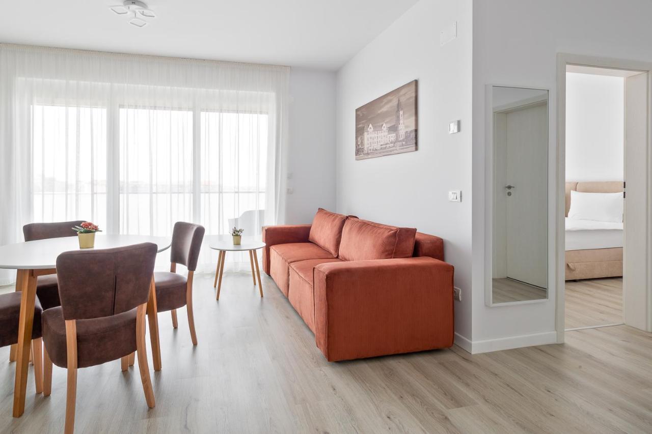 Grand Hill Flats Lejlighed Oradea Eksteriør billede