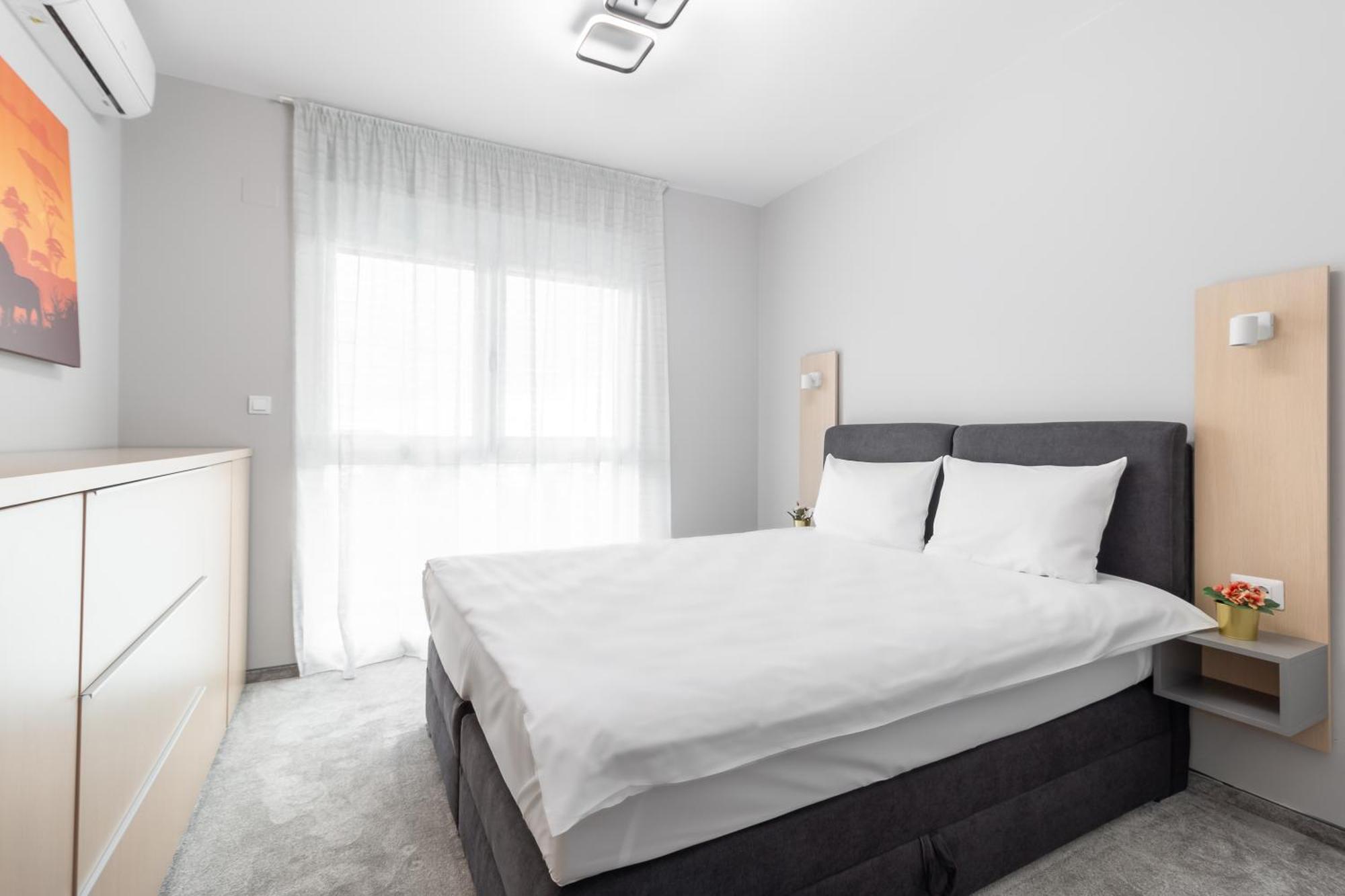 Grand Hill Flats Lejlighed Oradea Eksteriør billede